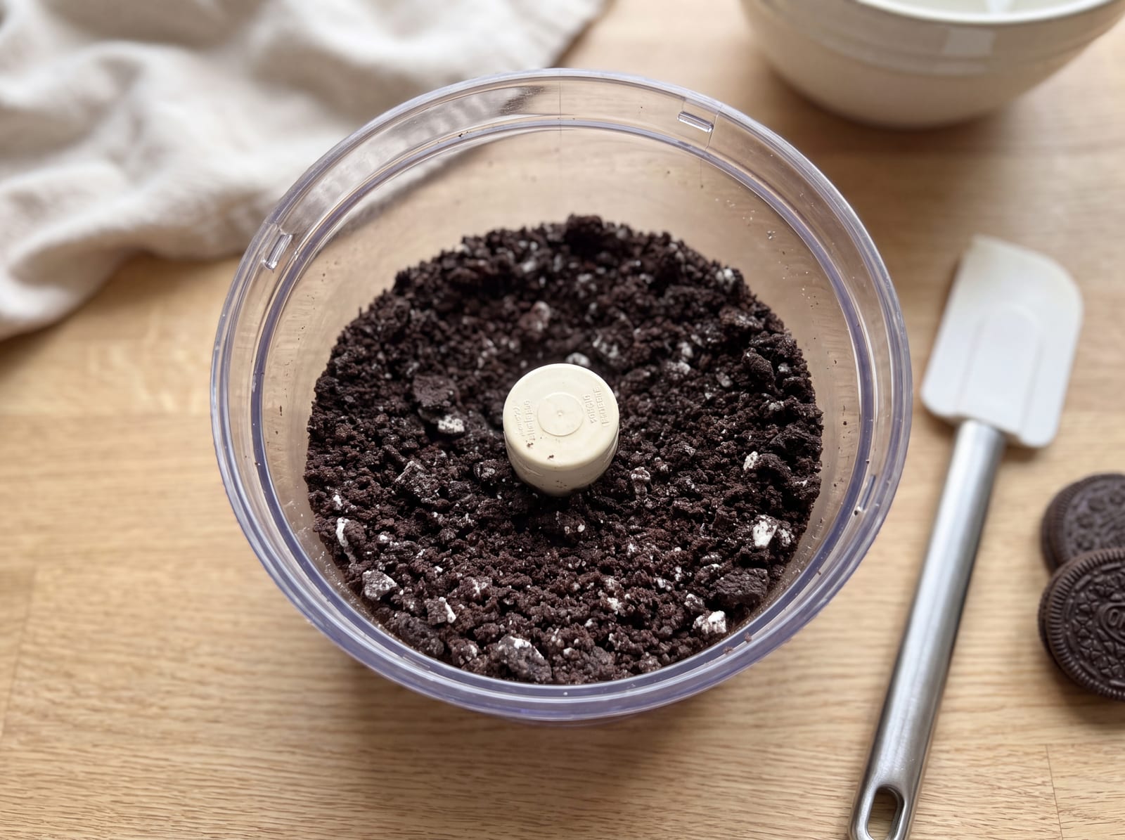 Peppermint Oreo Truffles — step 1