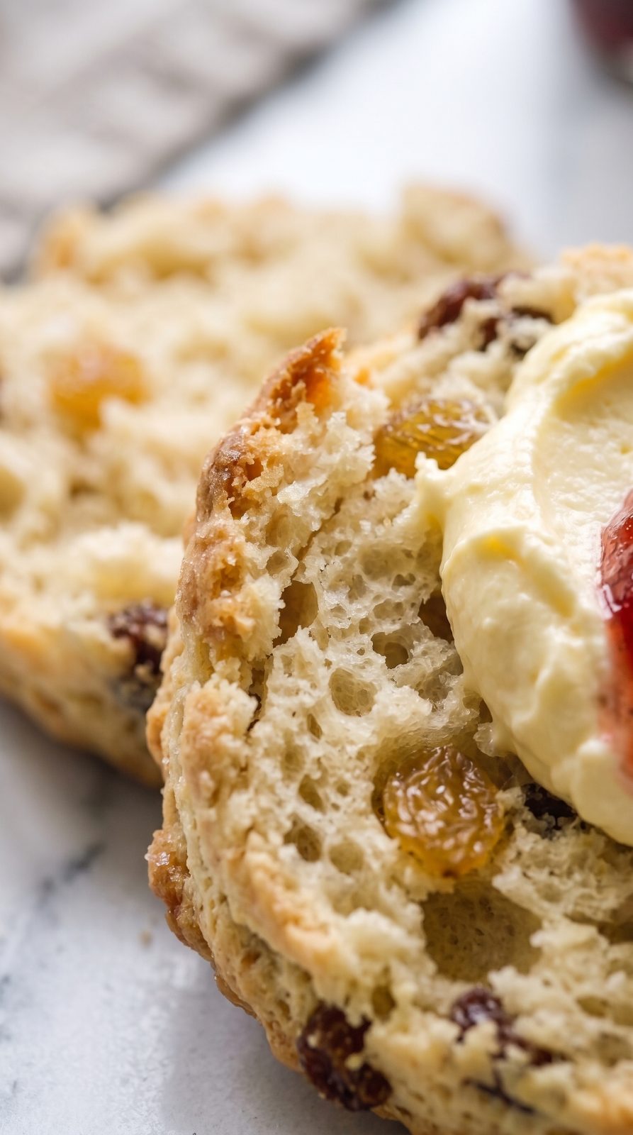 Royal English Scones (Buckingham Palace Recipe)